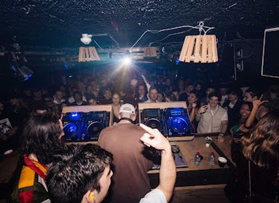 australia/sydney-basin/nightclub/club-77