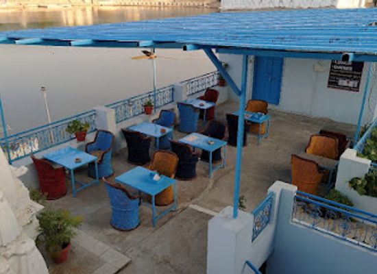 india/pushkar/nightclub/day-and-night-restaurant