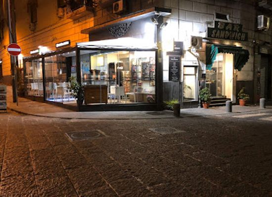 italy/herculaneum/nightclub/hercvlanevm-snack-bar