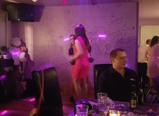 denmark/herning/bar/glamour-place