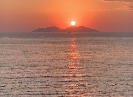 albania/vlora-coast/nightclub/dejavu-lounge