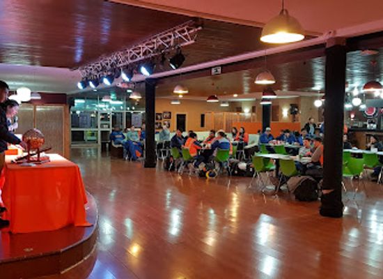 chile/atacama-desert/nightclub/pub-vsl-minera-escondida