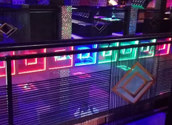cameroon/douala/bonapriso/nightclub/paradis-night-club