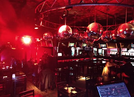 uruguay/montevideo/nightclub/azabache-carrasco