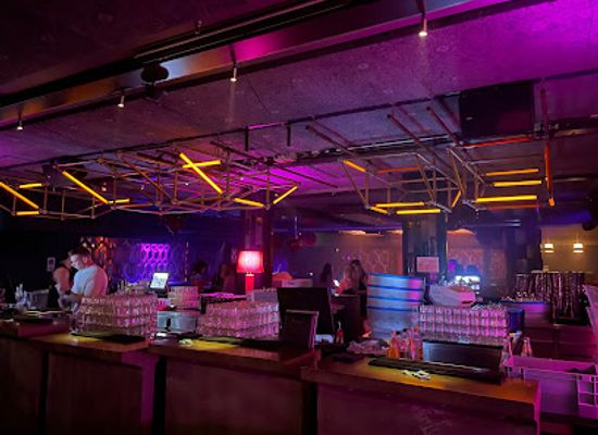 germany/berlin/nightclub/avenue-night-club-berlin