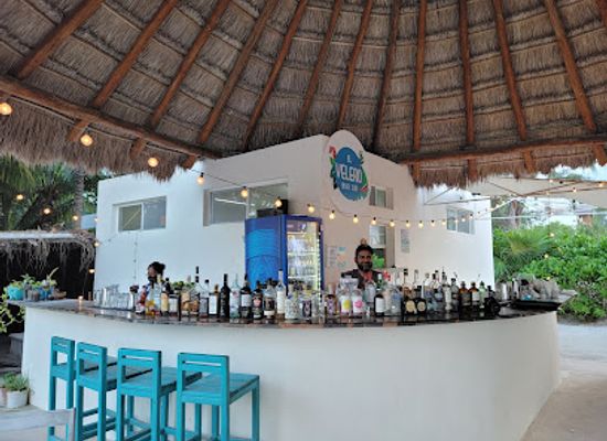 mexico/yucatan-peninsula/nightclub/club-de-playa-el-velero