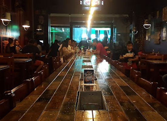 honduras/la-ceiba/nightclub/beer-box-la-ceiba