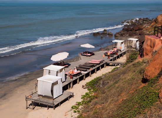 the-gambia/kanifing/nightclub/ngala-lodge