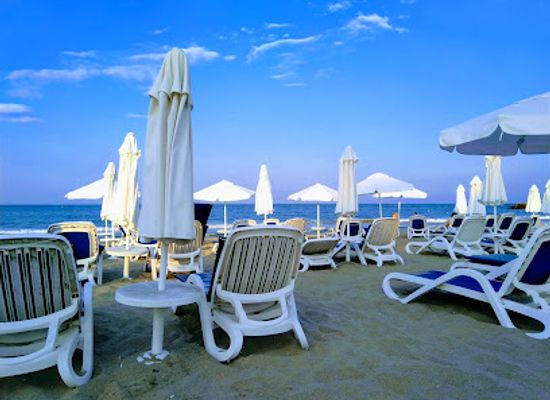 bulgaria/pomorie/nightclub/bar-chaika