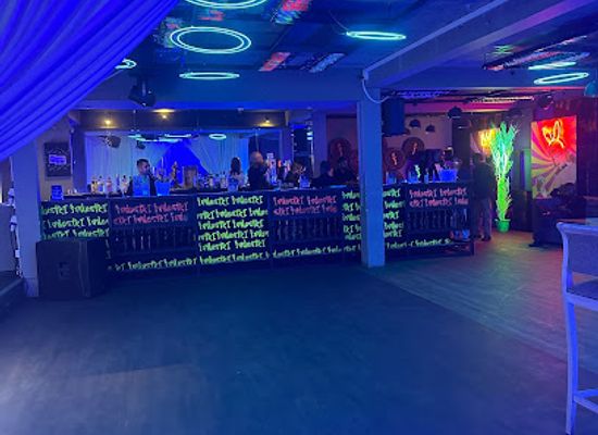 sri-lanka/mannar-district/nightclub/industri