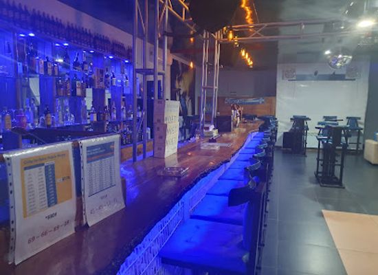 benin/littoral/nightclub/c4-night-club