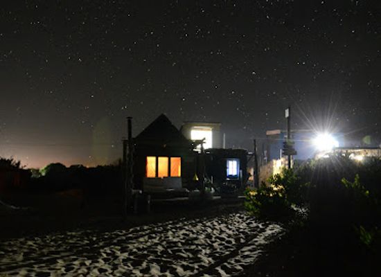 uruguay/valizas/nightclub/solar-valizas-hostel