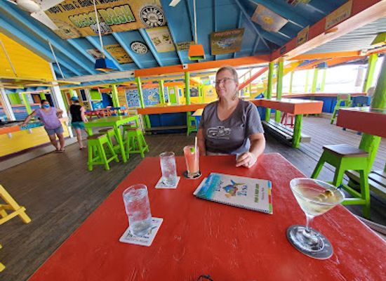 belize/placencia/nightclub/tipsy-tuna-sports-bar