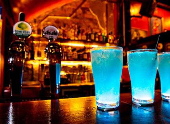 australia/yarra-valley/nightclub/revellers-bar-9-30pm-to-5am-ish