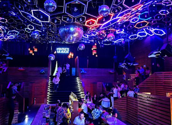 mexico/costa-chica/nightclub/bar27-acapulco
