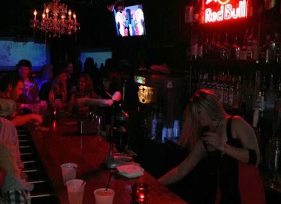 colorado/high-plains/nightclub/cecilia-s-nightclub-and-cocktail-bar