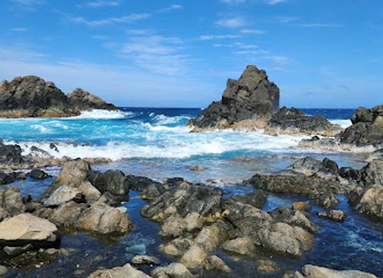 aruba/natural-pool/nightclub/conchi