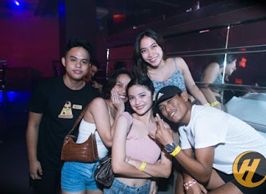 philippines/cebu/nightclub/uptown-cebu