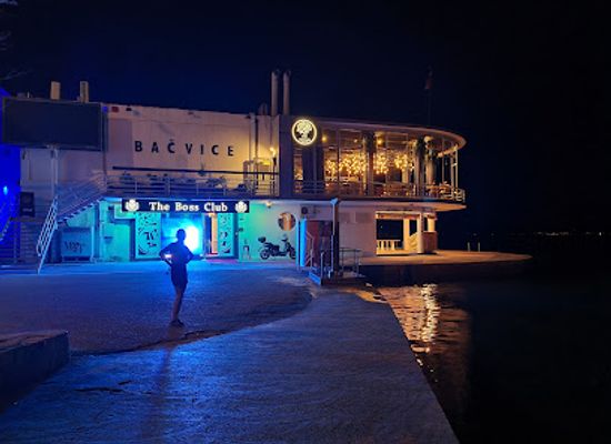 croatia/split/bacvice/nightclub/the-boss-club