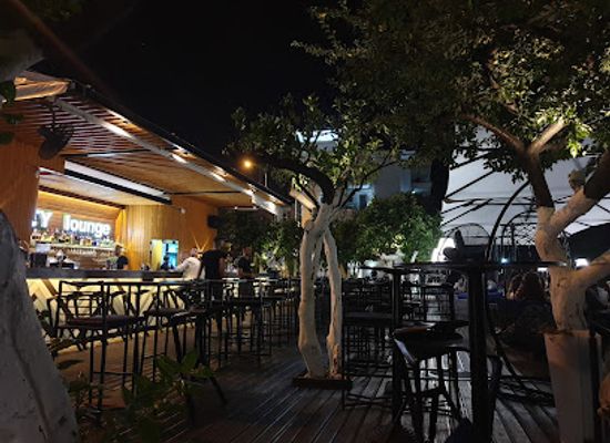 albania/saranda/nightclub/city-lounge