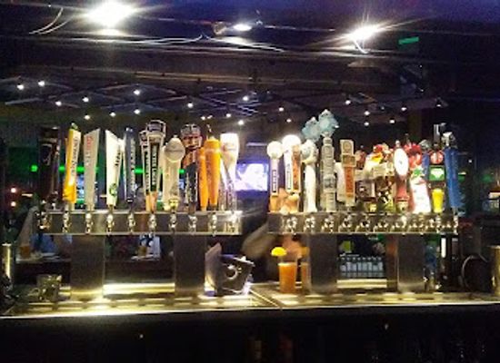 massachusetts/waltham/nightclub/jake-n-joes-sports-grille-waltham