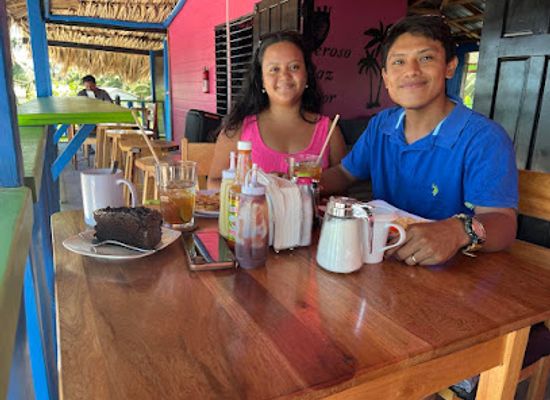 belize/sarteneja/nightclub/izadora-restaurant-bar