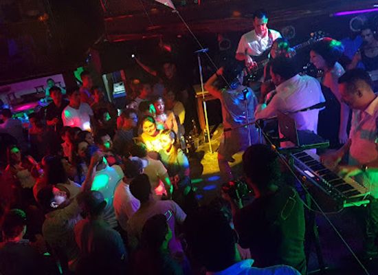 ecuador/tena/nightclub/la-gallera-disco