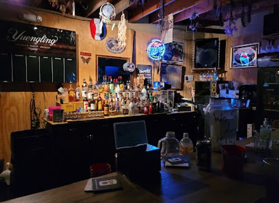 ohio/hocking-hills/nightclub/paul-s-nite-club