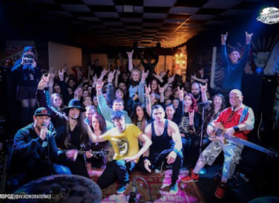 ukraine/donetsk/nightclub/underground-stage-party-bar