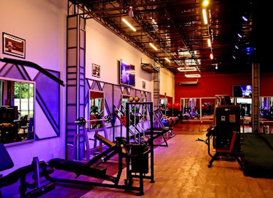 pakistan/peshawar/nightclub/peshawar-services-club