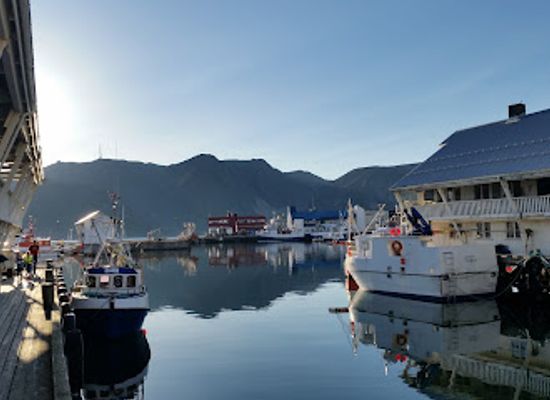 norway/nordkapp/nightclub/perleporten-performing-arts-venue