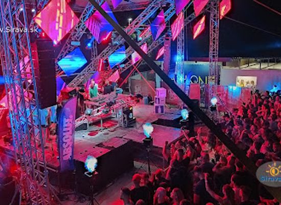 slovakia/zemplin/nightclub/motel-kamenec