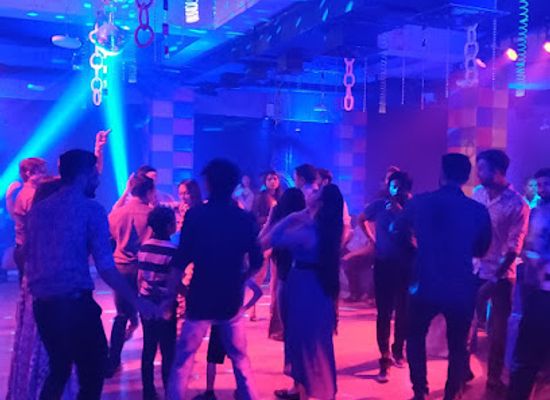india/ahmedabad/nightclub/electron-the-disc-lounge