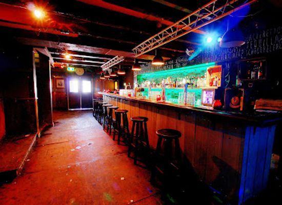 netherlands/zeeland/nightclub/cafe-rooie-oortjes