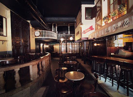 spain/salamanca/nightclub/el-puerto-de-chus