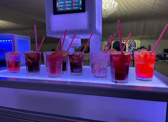 romania/valcea/nightclub/cocktail-box-romania