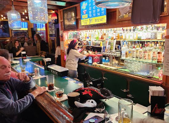 michigan/holland/nightclub/tap-room