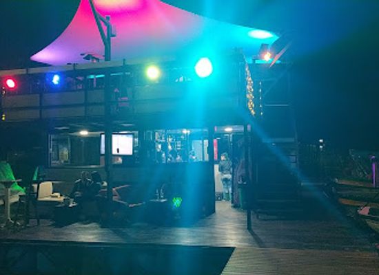 colombia/guatape/nightclub/punto-cero
