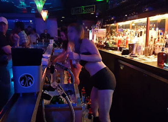 nebraska/sandhills/nightclub/bar-415