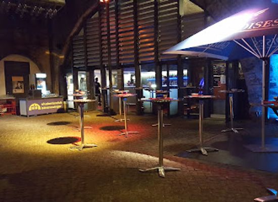 germany/dresden/nightclub/barenzwinger