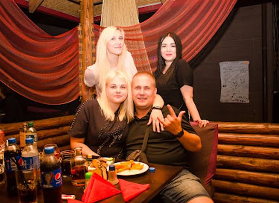 ukraine/kryvyi-rih/nightclub/khutorok