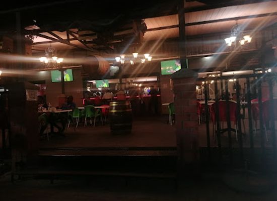 namibia/otjiwarongo/nightclub/etemba-beerhouse