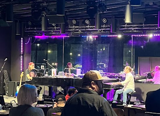 arkansas/rogers/nightclub/the-piano-bar-and-grill