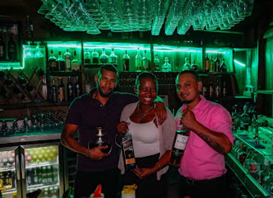 belize/coastal-plains/nightclub/el-portal-island-lounge-and-tapas-bar