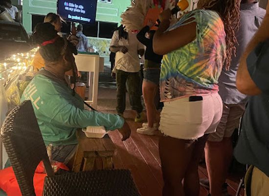 the-bahamas/exuma/nightclub/sharie-s-tropical-spot