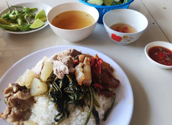 laos/vientiane/chanthabouly/nightclub/quan-thao-thao