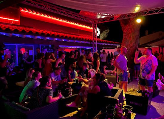 france/pyrenees/nightclub/le-ti-club