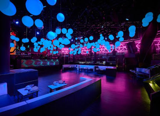 florida/miami-beach/nightclub/story