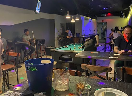 singapore/geylang/nightclub/only-one-music-lounge