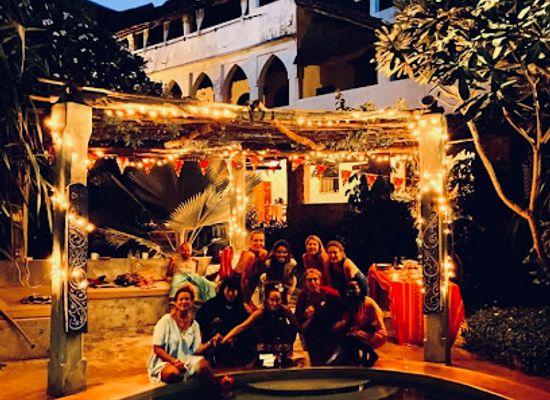 kenya/lamu/shela/nightclub/banana-house-and-wellness-centre